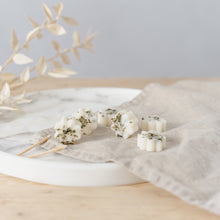 Load image into Gallery viewer, Autumn Leaves Wax Melts