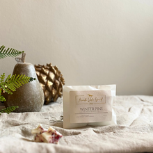 Load image into Gallery viewer, Winter Pine Wax Melts