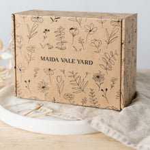 Load image into Gallery viewer, Moroccan Wax Melt Burner Gift Box