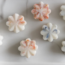 Load image into Gallery viewer, Sweet Peonies Wax Melts