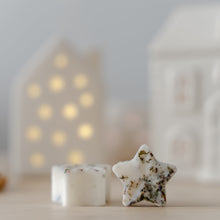 Load image into Gallery viewer, Opulent Pomegranate Wax Melts
