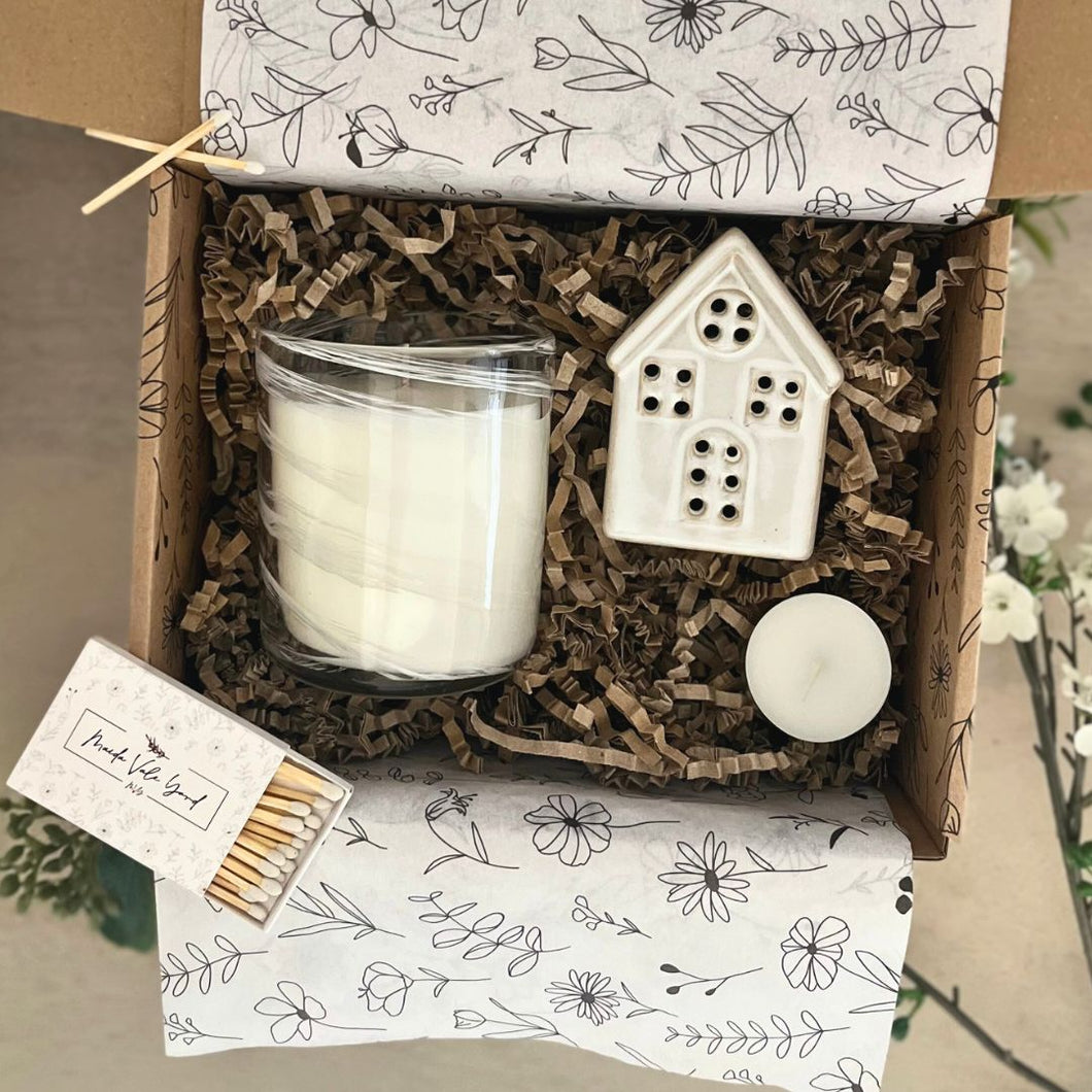 Calm Home Gift Box: Candle & Tea light House