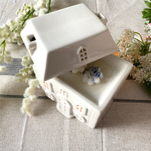 Load image into Gallery viewer, Warm Home Wax Melt Burner Gift Box
